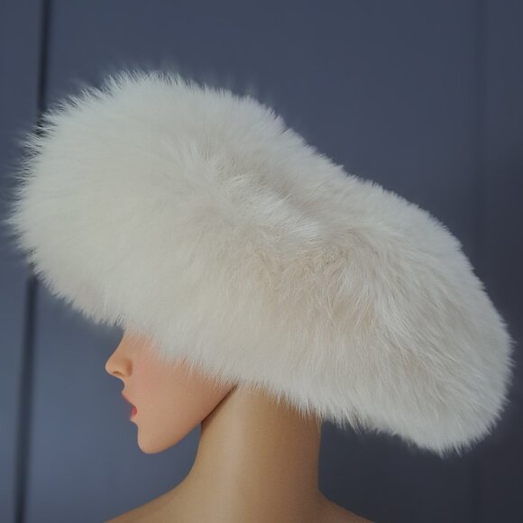 White Fox with Cream Undertones Oversized Pillbox Hat main image 6